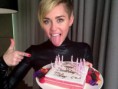 /album/fotogaleria/miley-cyrus-22nd-birthday-300x225-jpg/