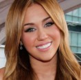/album/fotogaleria/miley-cyrus-enfrenta-incendio-real-en-so-undercover-imagen3-jpg/