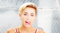 /album/fotogaleria/miley-cyrus-sticking-out-tongue1-gif/